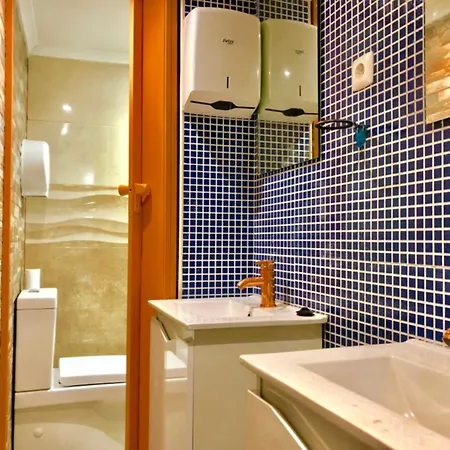 Downtown Penthouse Balcony River View * ליסבון