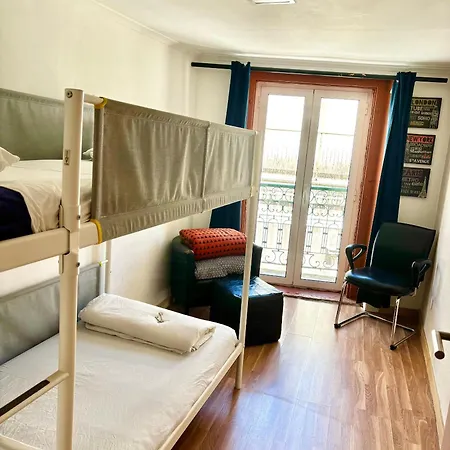 Downtown Penthouse Balcony River View *