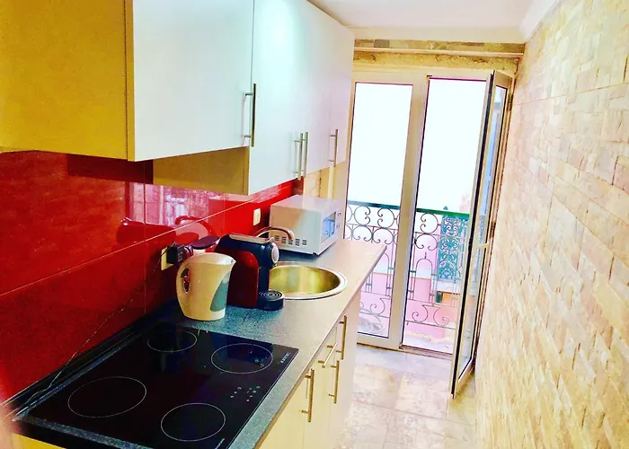 Downtown Penthouse Balcony River View *